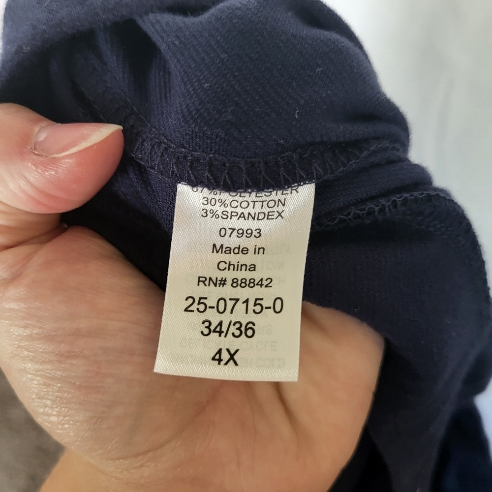 Ellos 34/36 4X Navy Capris - Picture 7 of 8